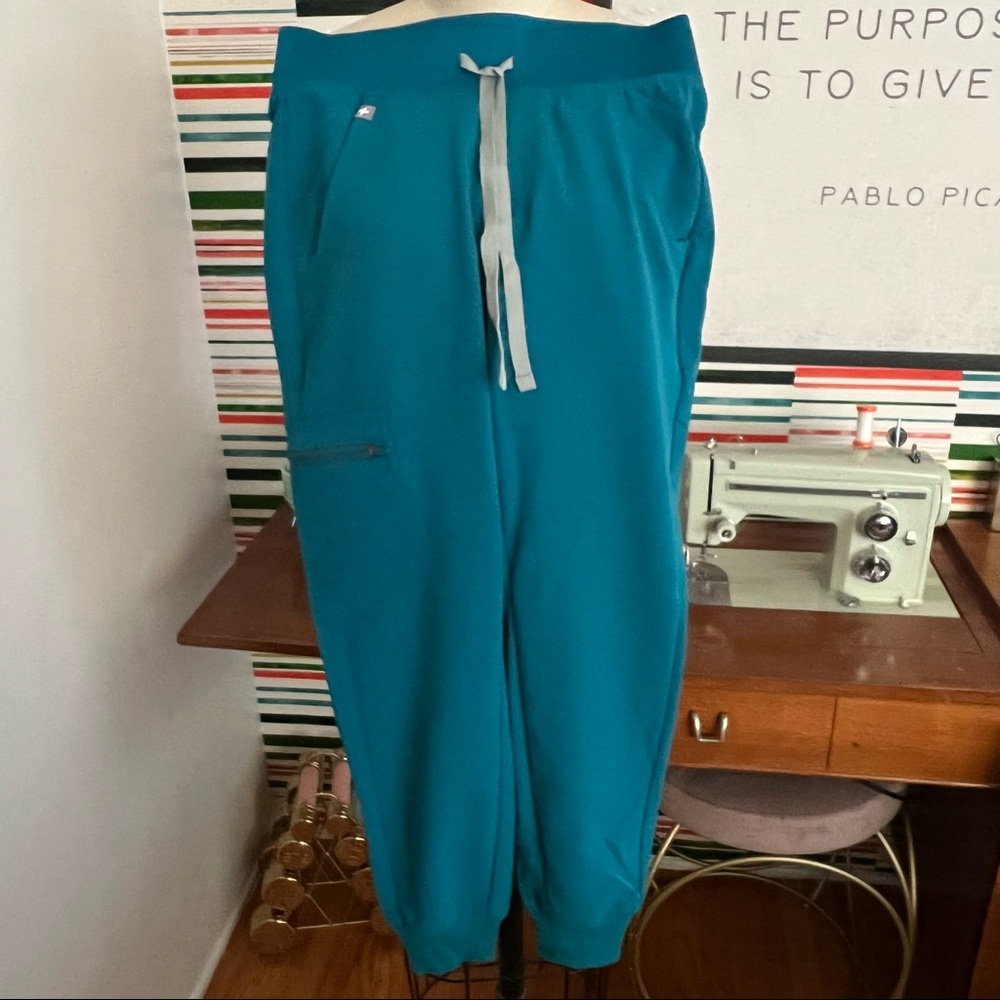FIGS Zamora 2.0 Jogger Scrub Pant